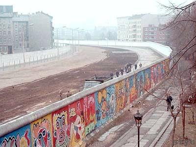 - West-Berlin war eine