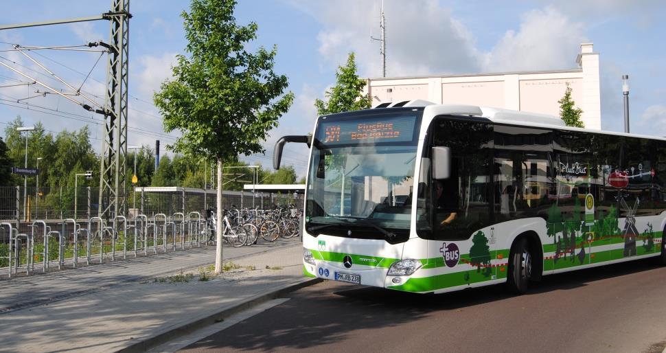Zeitnaher Bahn-Bus Übergang: Die Übergangszeit vom/zum SPNV beträgt maximal 15 Minuten (inkl.