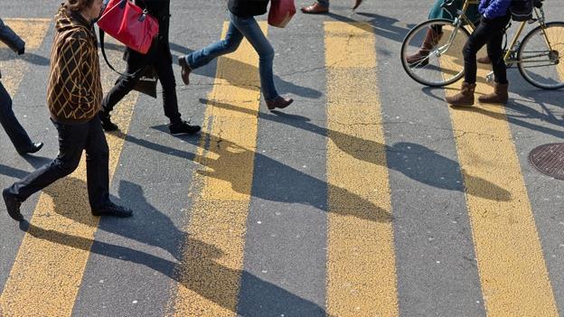 Fußgängerverkehr Ziele Komfortverbesserung des Gehens (Mindestbreiten + Barrierefreiheit) Funktionierendes Netz an Gehwegen und Querungen Vermeidung von Umwegen