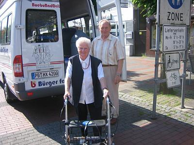 Bürgerbus: Angebote Land-Agglomeration Verbindung - Anbindung kleiner Gemeinden an den Hauptort oder an ein regionales Zentrum -